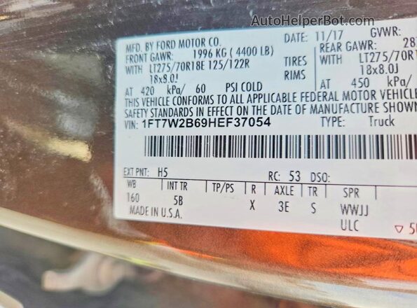 1FT7W2B69HEF37054 2017 FORD F250 Tan Vista del compartimento del motor