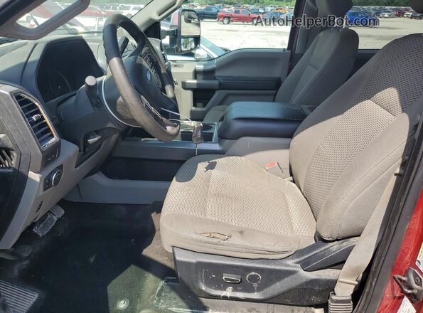 1FT7W2B6XHEB52831 2017 FORD F250 Красный Вид салона спереди