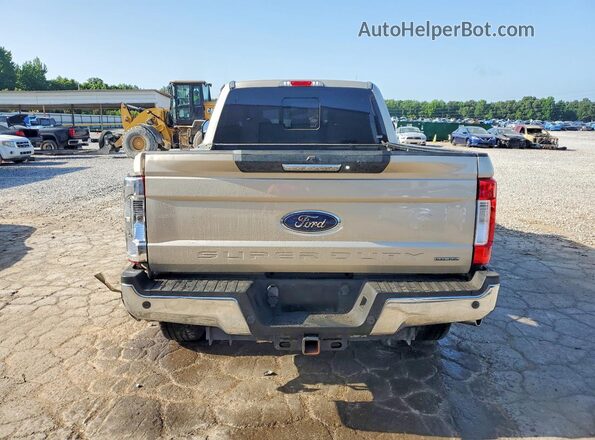 1FT7W2B6XHEE41921 2017 FORD F250 Beige Widok z tyłu