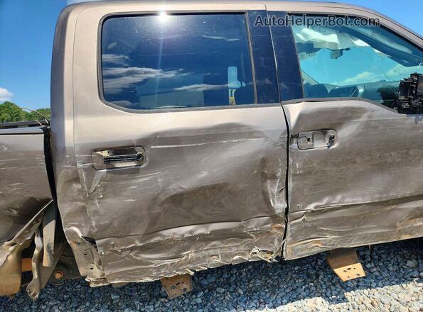 1FT7W2B6XJEB15493 2018 FORD F250 Brown Rear seats view