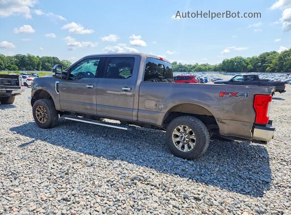 1FT7W2B6XJEB15493 2018 FORD F250 Brown Rear left