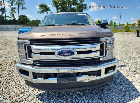 1FT7W2B6XJEB15493 2018 FORD F250 Brown Front view