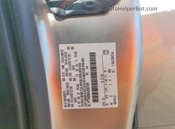 1FT7W2B6XJEB37297 2018 FORD F250 Silver Vista del compartimento del motor