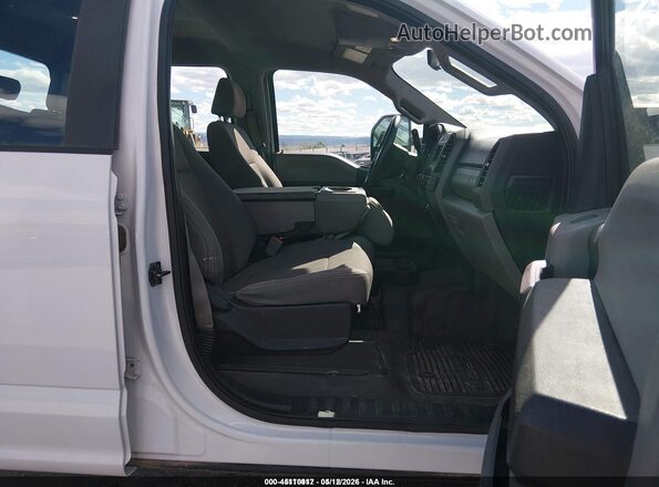 1FT7W2B6XKEF04247 2019 FORD F-250 White Widok wnętrza z przodu