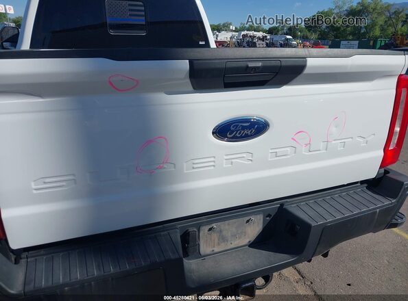 1FT7W2BA4PEC91808 2023 FORD F-250 Белый Вид спереди