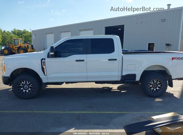 1FT7W2BA4PEC91808 2023 FORD F-250 Белый 