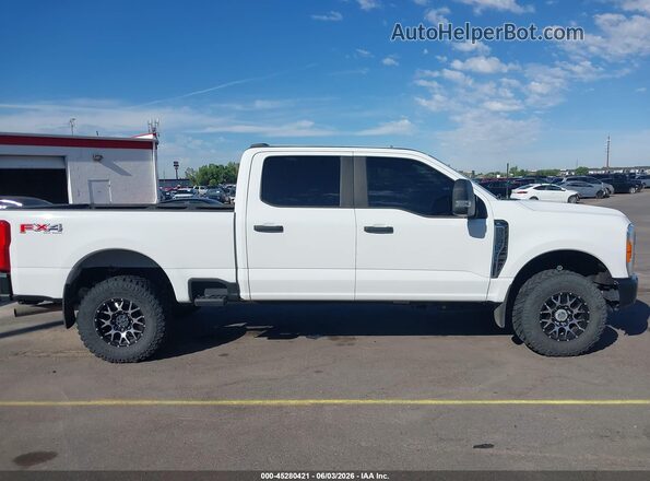 1FT7W2BA4PEC91808 2023 FORD F-250 Белый 