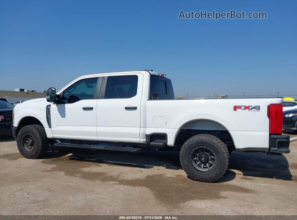 1FT7W2BA8SEC82134 2025 FORD F-250 Белый Панорамный вид салона 360°