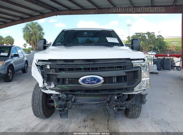 1FT7W2BN1MEC72423 2021 FORD F-250 White Widok wnętrza z tyłu