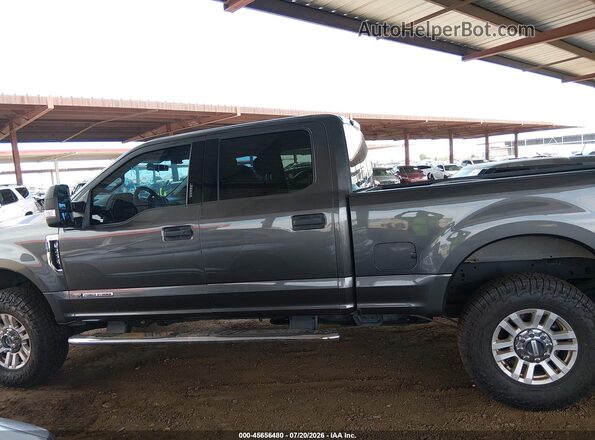 1FT7W2BT0HEE19092 2017 FORD F-250 Gray 