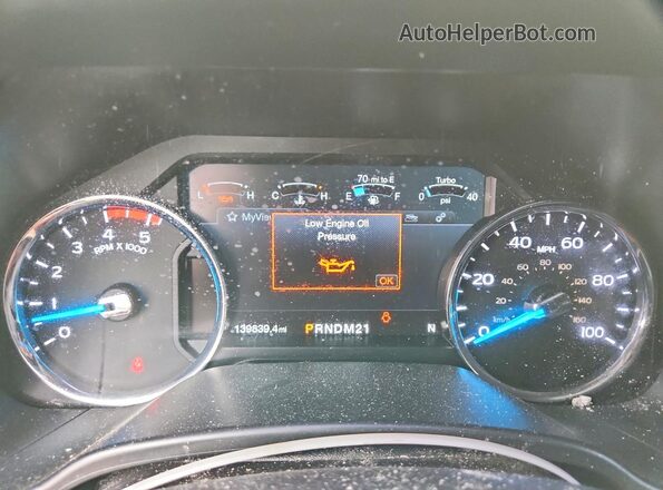 1FT7W2BT0HEF43167 2017 FORD F250 Red ხელსაწყოთა პანელის ხედი