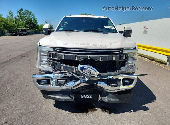 1FT7W2BT0JEC37446 2018 FORD F250 White Widok z przodu