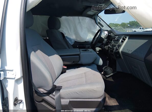1FT7W2BT2GEC38798 2016 FORD F-250 White Вид салону спереду