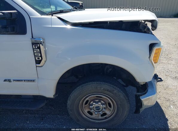 1FT7W2BT2HEE13827 2017 FORD F-250 White უკანა სალონის ხედი