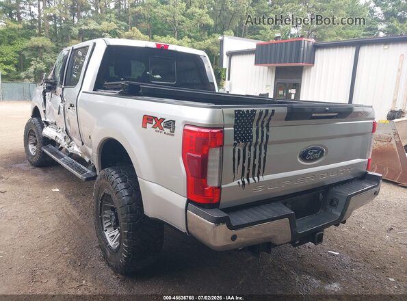 1FT7W2BT2JEB26557 2018 FORD F-250 Gray Trasero izquierdo