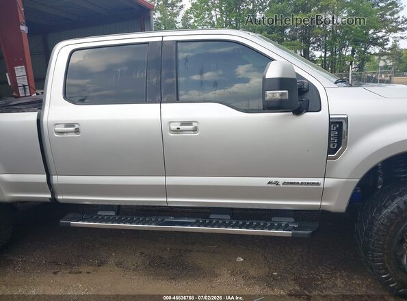 1FT7W2BT2JEB26557 2018 FORD F-250 Gray Vista interior trasera