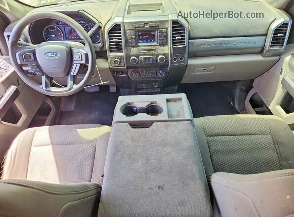 1FT7W2BT3KED75421 2019 FORD 250 White Вид панелі приладів