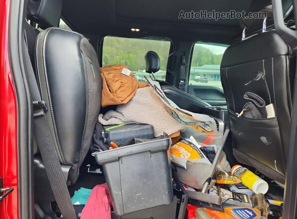 1FT7W2BT4HEE71048 2017 FORD F-250 Red Вид задніх сидінь