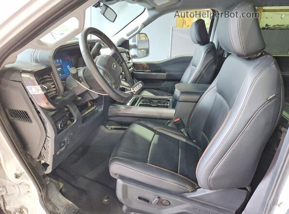 1FT7W2BT4TEC34603 2026 FORD F250 White Вид салону спереду