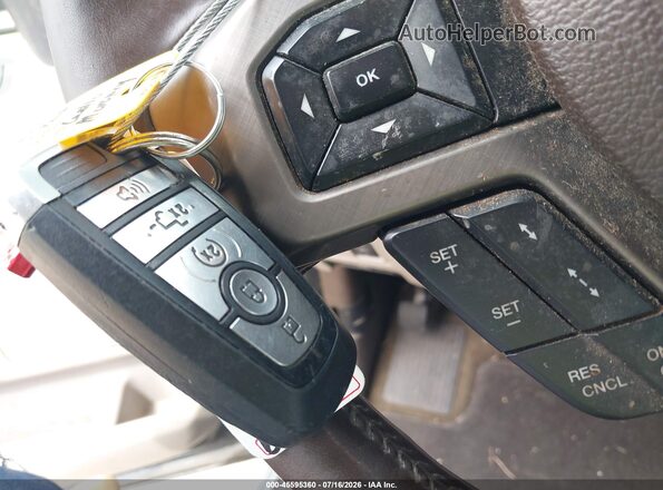 1FT7W2BT5JEB81293 2018 FORD F-250 Black Widok deski rozdzielczej