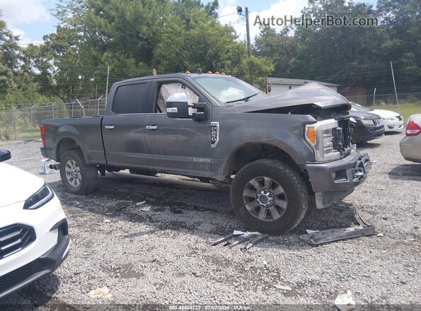 1FT7W2BT7KED32653 2019 FORD F-250 Gray Widok wnętrza z tyłu