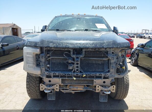 1FT7W2BT8HEE25366 2017 FORD F-250 Черный Вид задней части салона