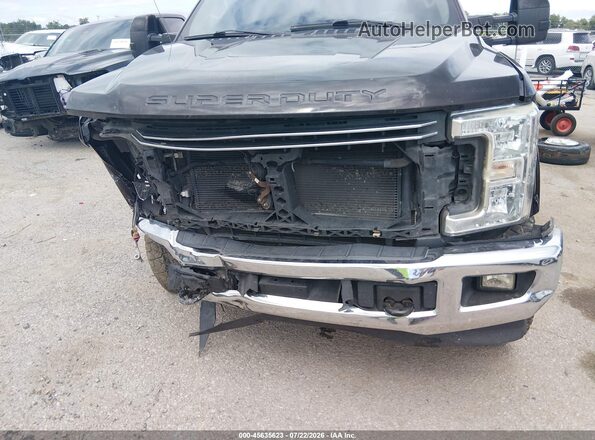 1FT7W2BT8JEB64536 2018 FORD F-250 Purple Вид спереду