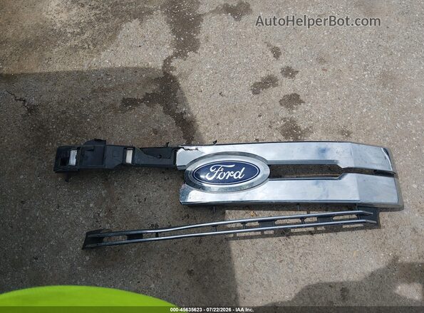1FT7W2BT8JEB64536 2018 FORD F-250 Purple Вид задньої частини салону