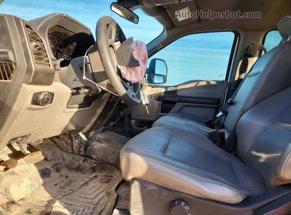 1FT7W2BT8NEC86111 2022 FORD F250 White Front interior view