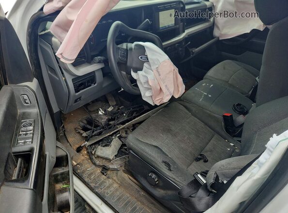 1FT7W2BT8PEC30592 2023 FORD F250 Белый Вид панели приборов