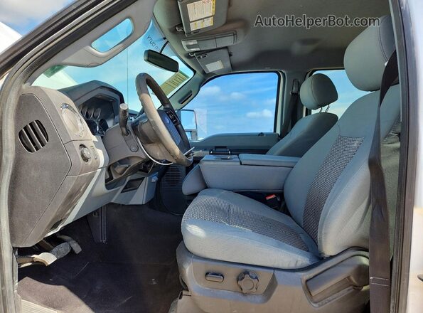 1FT7W2BT9GEA90374 2016 FORD F250 Белый Вид салона спереди