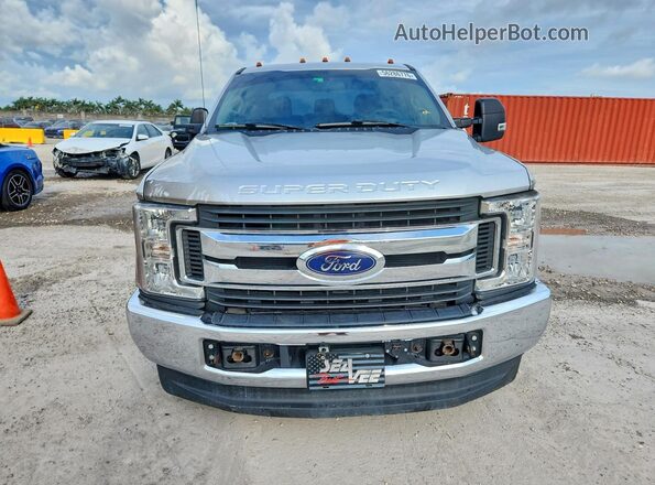 1FT7W2BT9JEB26166 2018 FORD F250 Silver წინა ხედი