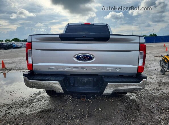 1FT7W2BT9JEB26166 2018 FORD F250 Silver უკანა ხედი