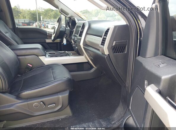 1FT7W2BT9KEF46446 2019 FORD F-250 Черный Вид салона спереди