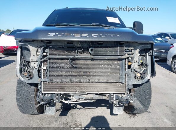 1FT7W2BTXHEF45962 2017 FORD F-250 Gray Widok z przodu