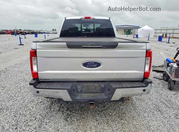 1FT7W2BTXKEG83329 2019 FORD F250 Silver Вид ззаду
