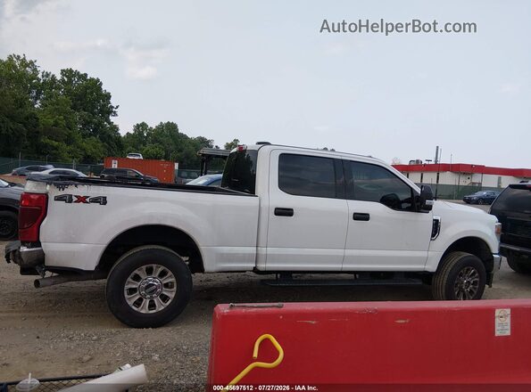 1FT7W3B69NEE33925 2022 FORD F350 White Вид задньої частини салону