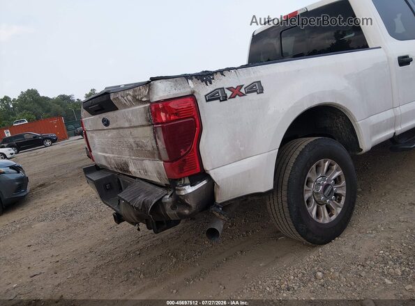 1FT7W3B69NEE33925 2022 FORD F350 White 