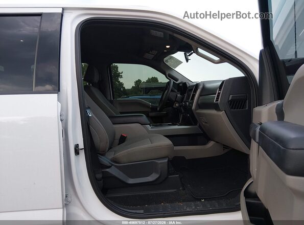 1FT7W3B69NEE33925 2022 FORD F350 White Вид салону спереду