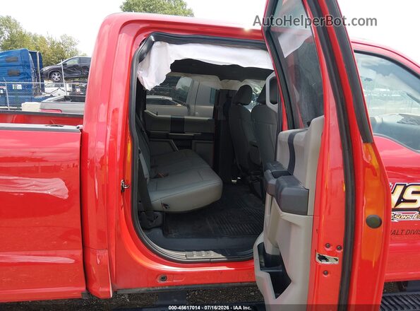 1FT7W3BT5NEF44784 2022 FORD F350 Red Vista de la etiqueta del VIN