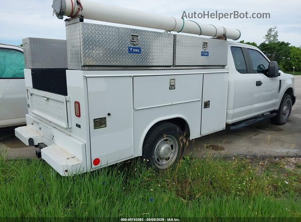 1FT7X2A62JEB05362 2018 FORD F-250 Белый Задняя правая четверть