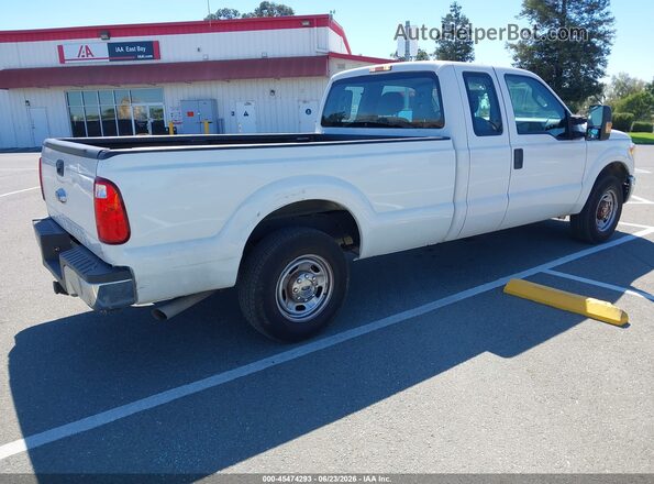 1FT7X2A64GED31704 2016 FORD F-250 White Tył prawy