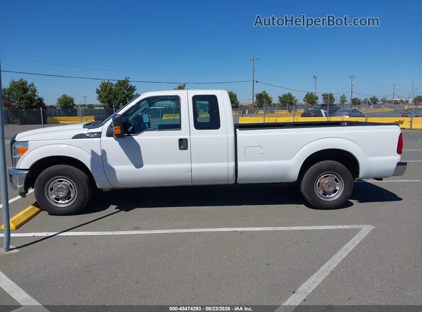 1FT7X2A64GED31704 2016 FORD F-250 White 