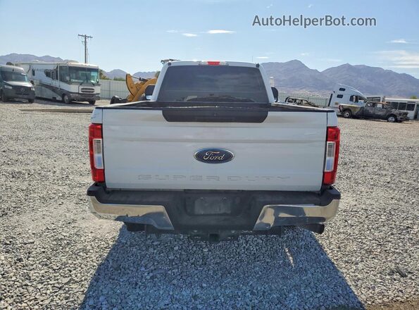 1FT7X2A64KED36197 2019 FORD F250 White Widok z tyłu
