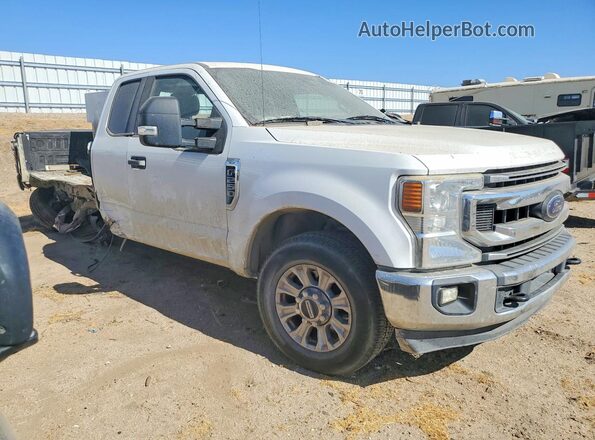 1FT7X2A65LEE86854 2020 FORD F250 White Передня права чверть