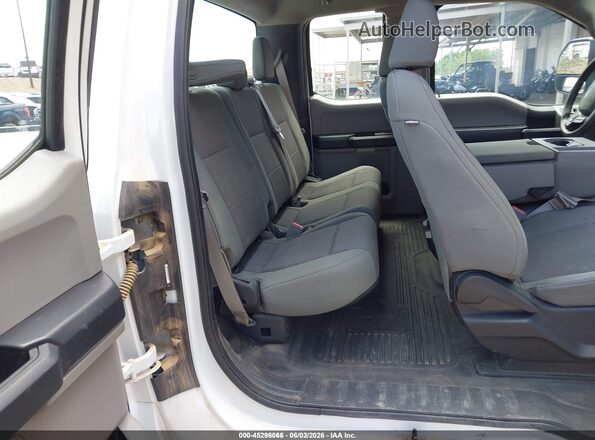 1FT7X2A68JEC83907 2018 FORD F-250 White Вид наклейки з VIN-кодом