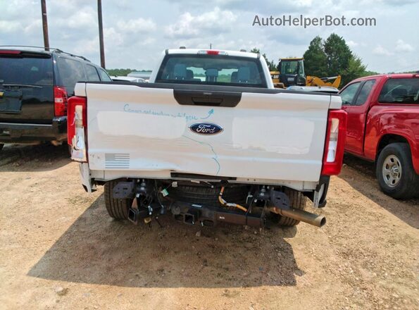 1FT7X2AA5PEE17060 2023 FORD F250 White Widok z tyłu
