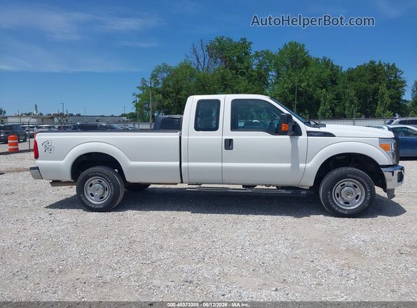 1FT7X2B60GEC75906 2016 FORD F-250 White Вид задньої частини салону