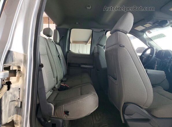 1FT7X2B60NEC14682 2022 FORD F250 Silver Rear seats view