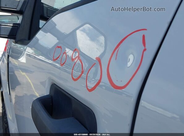 1FT7X2B61JEC22185 2018 FORD F-250 White Вид спереду